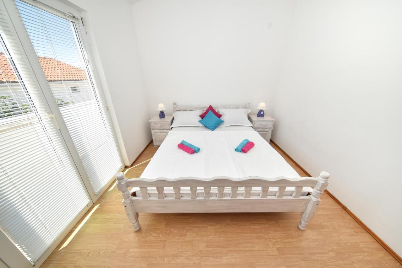 Apartments Krepo Vir Luaran gambar