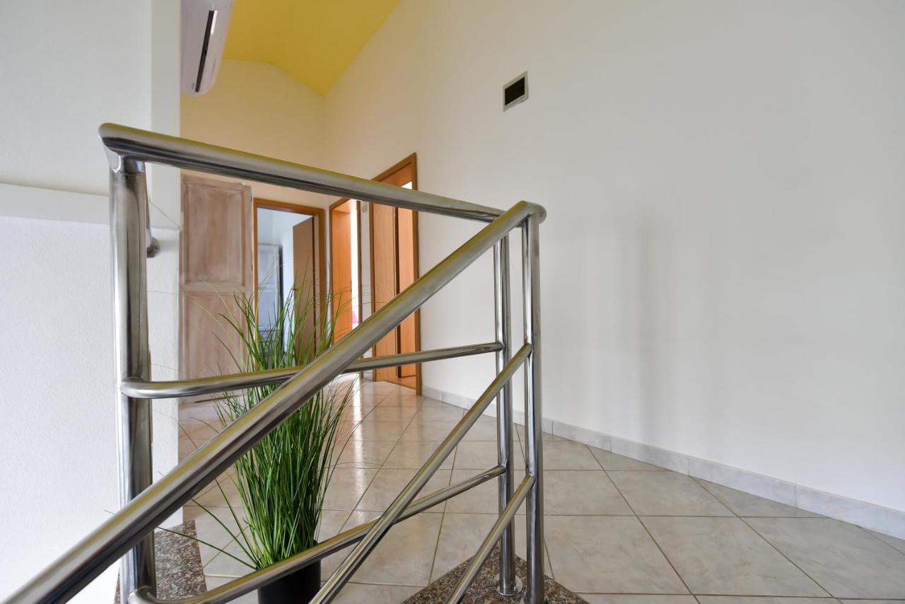 Apartments Krepo Vir Luaran gambar