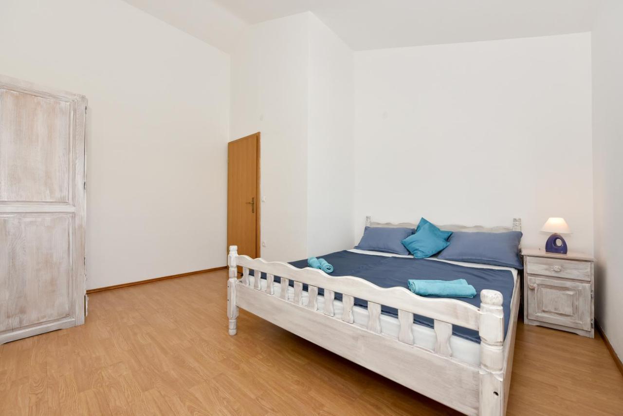 Apartments Krepo Vir Luaran gambar