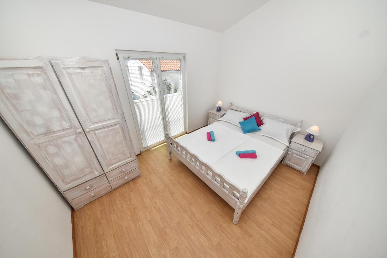 Apartments Krepo Vir Luaran gambar