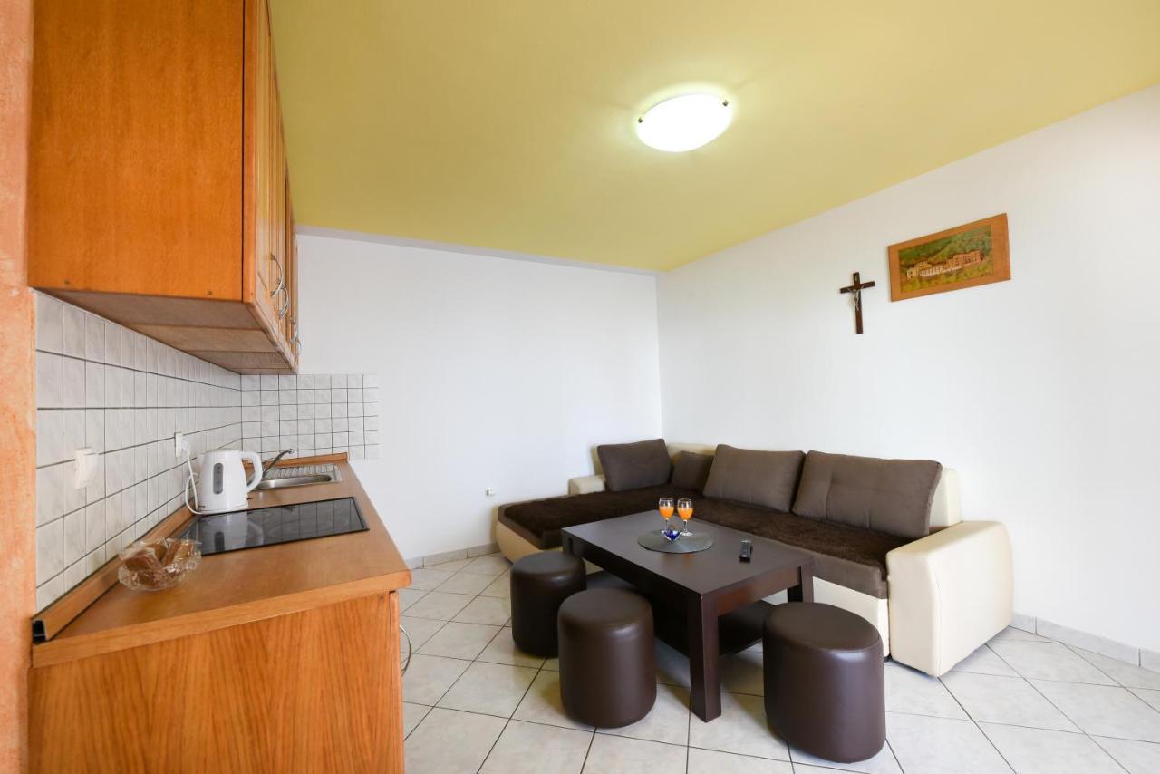 Apartments Krepo Vir Luaran gambar