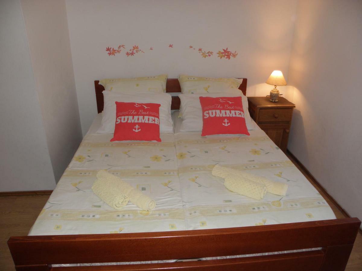 Apartments Krepo Vir Luaran gambar